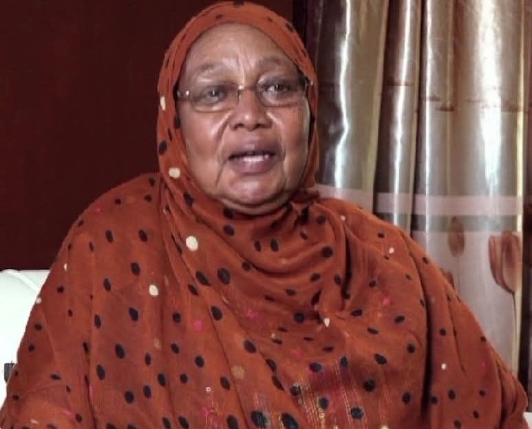 Kenyans mourn veteran broadcaster Amina Fakii